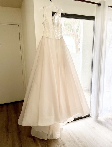 NWT ivory/champagne White Lace Sheer Wedding Gown - NWT - Size 12 - 第 3/12 張圖片