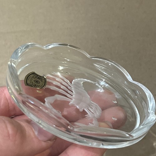 Vintage SCORPIO Crystal Coaster VAL ST LAMBERT Horoscope Zodiac 3.5" Signed - Picture 4 of 4