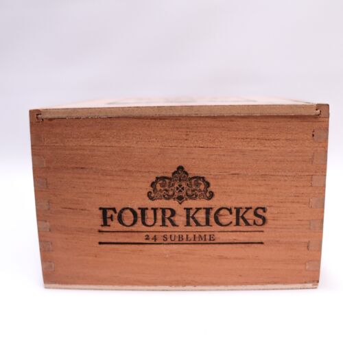 Four Kicks Sublime Leere Holz Zigarrenbox 6,75 Zoll x 5,5 Zoll x 3,5 Zoll - Bild 2 von 10