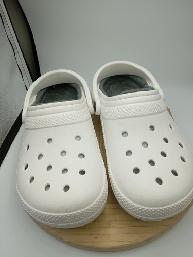 Crocs Unisex Dual Comfort Fleece Lined White Clog Shoe Size Men’s 4 Women’s 6 - Picture 12 of 19