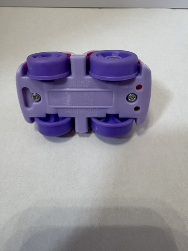 Coches de juguete Fisher Price Little People Wheelies Disney Cenicienta 2009 coche rosa - Imagen 4 de 8