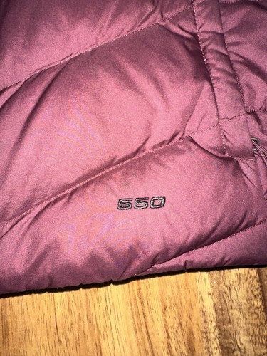 The North Face Women's Quilted Puffer Zip Up 550 Down Vest M Maroon Pockets - Picture 3 of 9