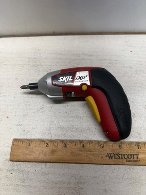 SKIL ixo2 Handheld Compact Cordless Screwdriver No Charger Gun Only Works Great