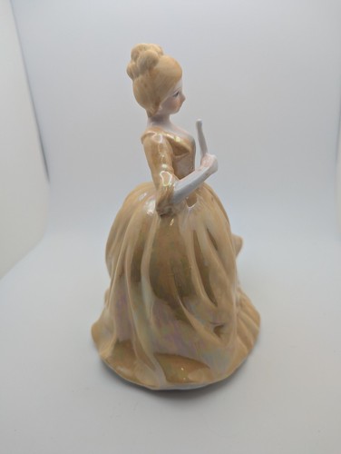 Vintage Young Victorian Lady Porcelain Figurine, Great Condition. - Bild 4 von 5