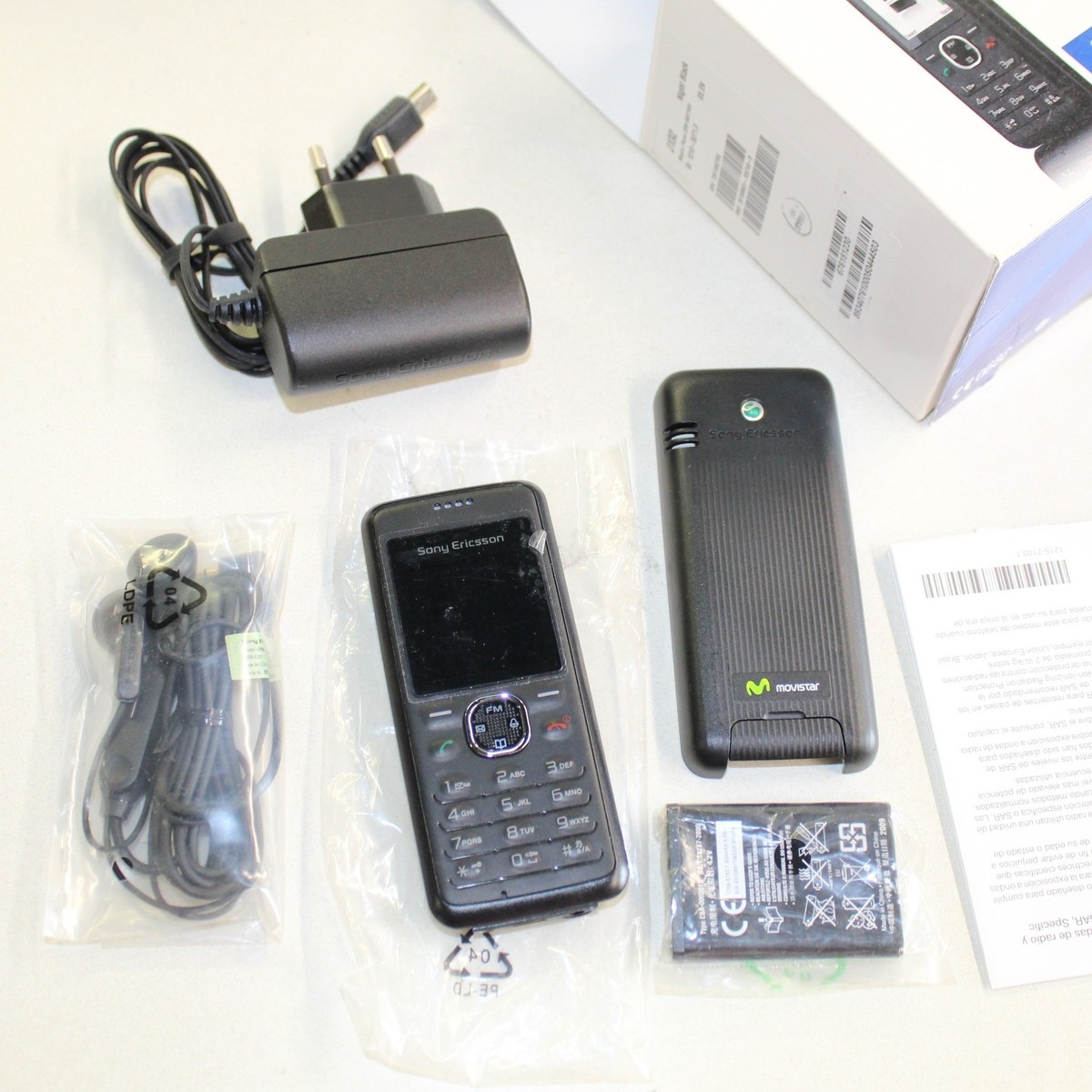Rare Vintage Sony Ericsson J132 Movistar Black Phone 3G GSM In Box