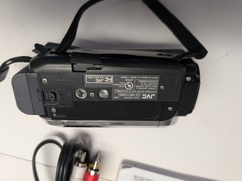 JVC Everio S GZ-MS120 Digital Camcorder w/ Box, SD Cards, Cables, Tested Working - Picture 8 of 18