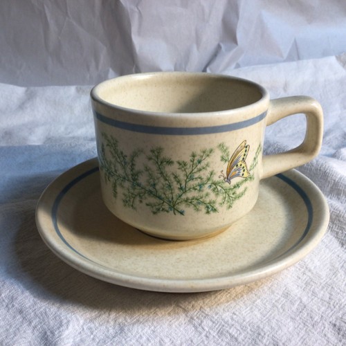 set of 2 LENOX USA 'Temperware Fancy Free coffee/tea cups & saucers - Picture 2 of 3