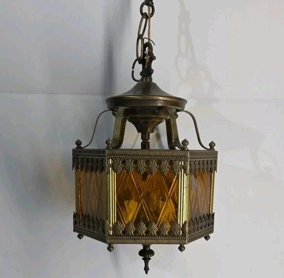 Lámpara colgante Swag de latón dorado MCM de colección colgante gótico ornamentado lentes ámbar iluminación Foto 2 de 4