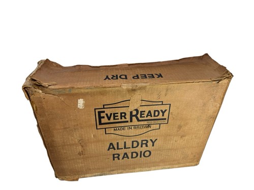 Vintage Ever Ready M3 Portable Valve Radio - Picture 9 of 9