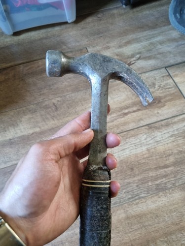Vintage Estwing Black Leather Handle Hammer - Picture 4 of 8