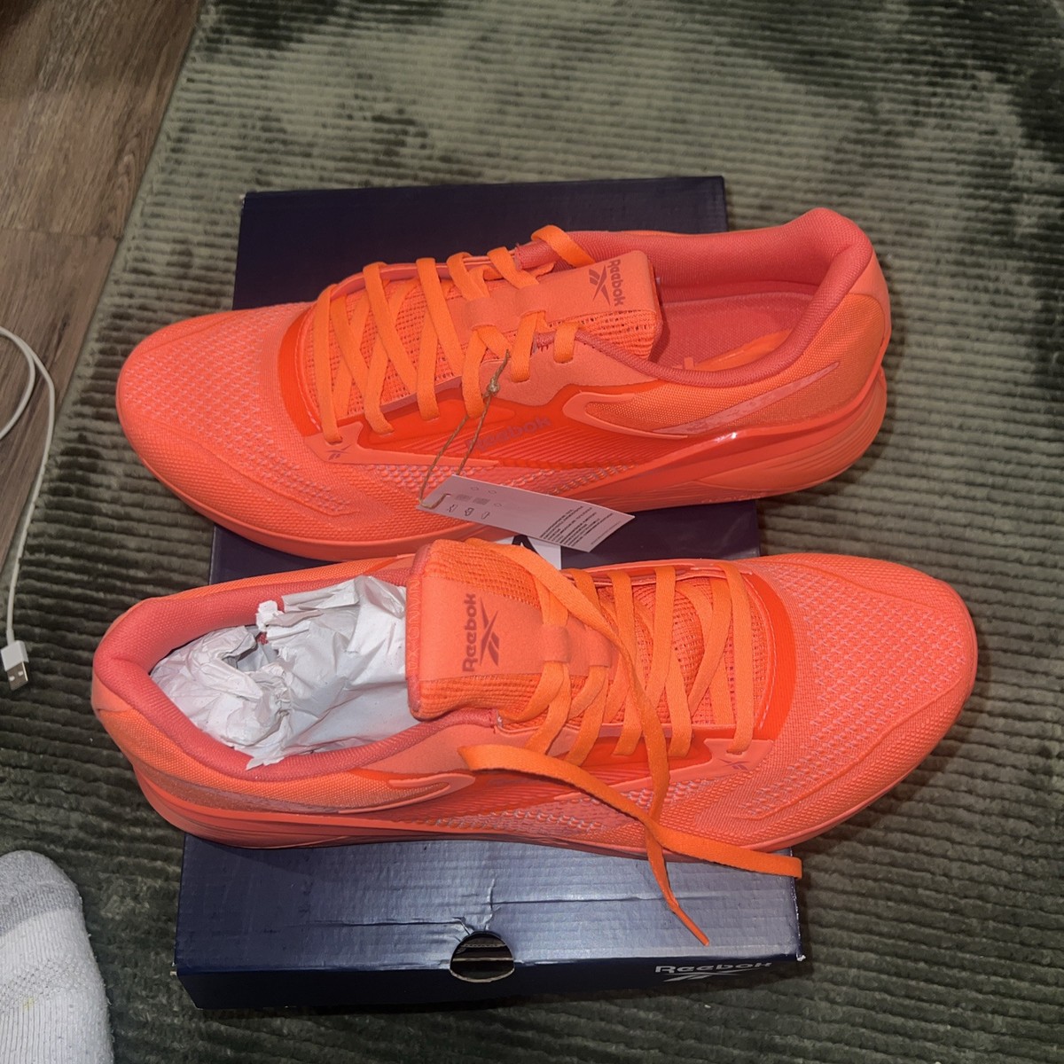 Nano X4 Unisex Training Coral Orange