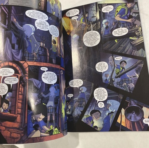 Gotham Academy x 4 Vol 1,2,3 Second Semester 1 DC Comics Becky Cloonan - Picture 4 of 10