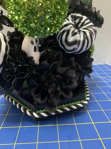 Sombrero de bruja de Halloween caldero caja de madera mesa decoración fantasmas flores y calabazas nuevo - Imagen 7 de 11