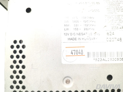 Mercedes-Benz C-Class Radio-CD-Player-Haupteinheit Vorderseite 2005 Saloon 4/5dr - Bild 7 von 11