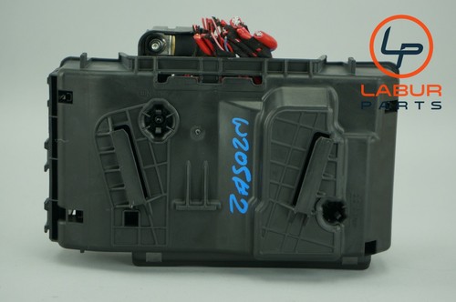 W205 15-18 Mercedes C GLC Class Rear Trunk SAM Fuse Box Relay Module A1786 - Picture 4 of 10