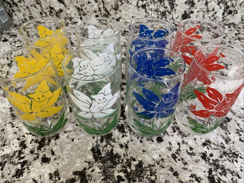 Vintage bunte Blumen Gläser 8er Set blau/weiß/gelb/rot - Bild 1 von 7