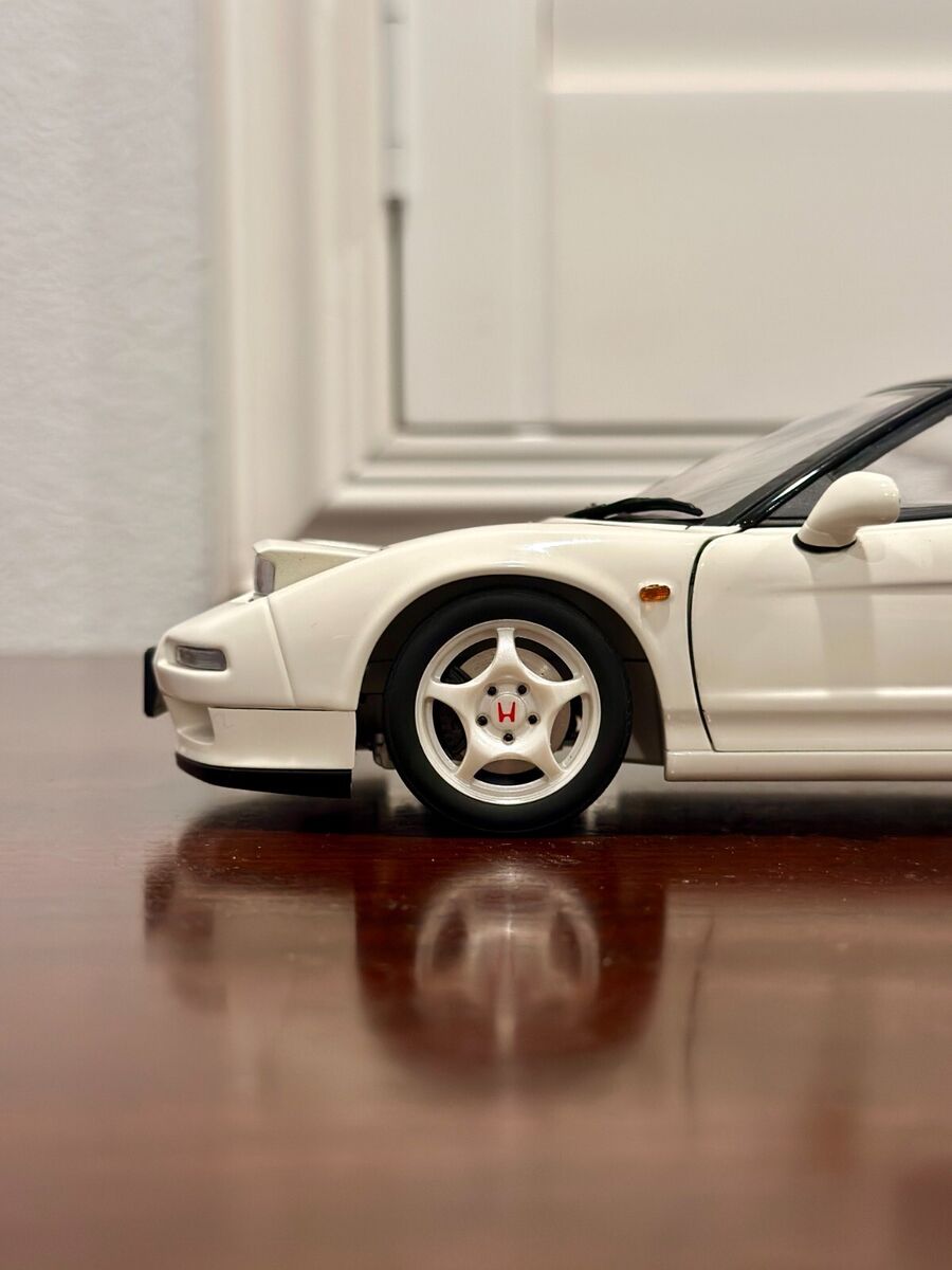 Honda NSX Type R(NA1) Champion White AUTOart 1/18 | Very Honda NSX Type R(NA1) Champion White AUTOart 1/18 | Very