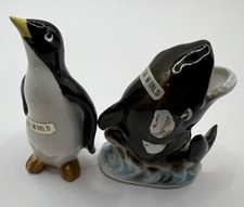 Lot Of 2 Seaworld Figurines Penguin/Whale
