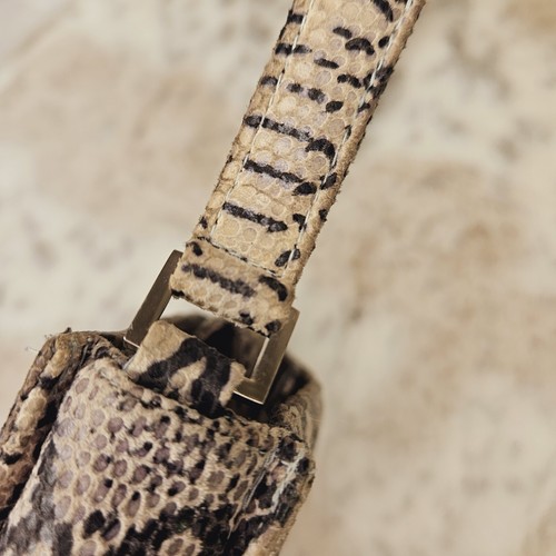 Borsa a tracolla Wilson’s pelle pelle studio grigio pitone modello serpente pelle - Foto 11 di 18