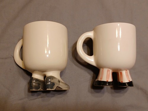 Vintage 1976 Enesco Grandmother & Grandfather Mug Set - Picture 4 of 5