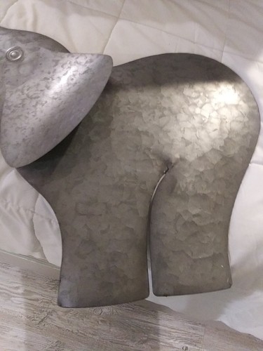 Galvanized Metal Hanging Elephant Rustic Garden African - Picture 2 of 6