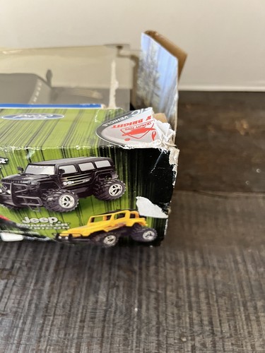 Radio Control Hummer H3 New Bright - Picture 10 of 17