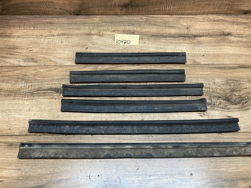 JACOBSEN TURFCAT TG445G HOOD SEALS 3004068 50021495002149 5002149  - Picture 1 of 4