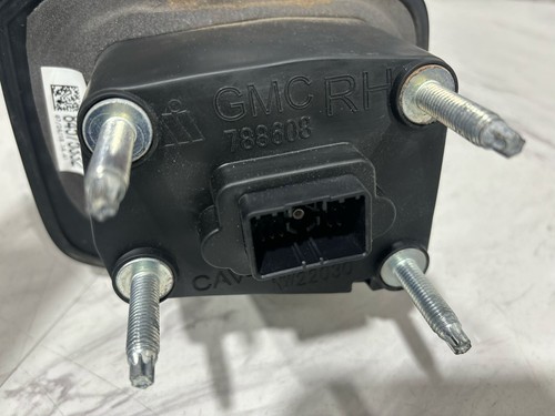 2019-2024 CHEVROLET SILVERADO 1500 SIDE MIRROR OEM RIGHTSIDE CAMERA & BLIND SPOT - Picture 14 of 19