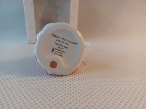 ROYAL DOULTON DECK THE HALLS 2014 CHRISTMAS ORNAMENT BONE CHINA IOB - Picture 4 of 4
