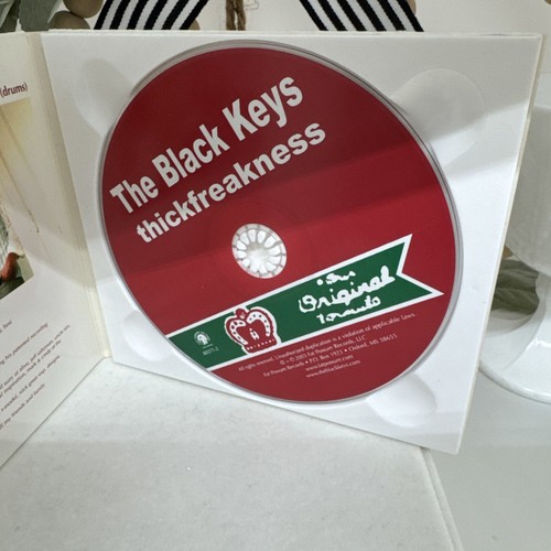 The Black Keys - Thickfreakness Used Very Good CD - Picture 3 of 6