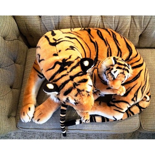 BEST MADE TOYS Mutter TIGER KATZE Kuscheln mit JUNGE riesiges großes Plüschtier Stofftier - Bild 3 von 12