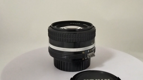 【CASI COMO NUEVO+】NIKON AIS NIKKOR 50mm F1.4 MF Lente Estándar Montaje F de JAPÓN #5196 - Vídeo 1 de 1
