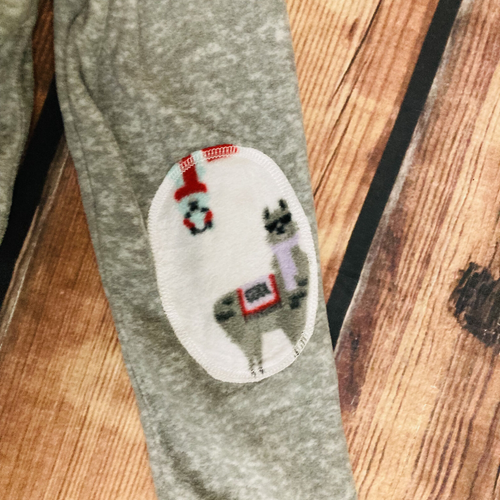 PJ Couture Comfy Cool Llama Cuddly Women's Gray Fleece Soft Sweater Size L NWOT - Picture 7 of 12