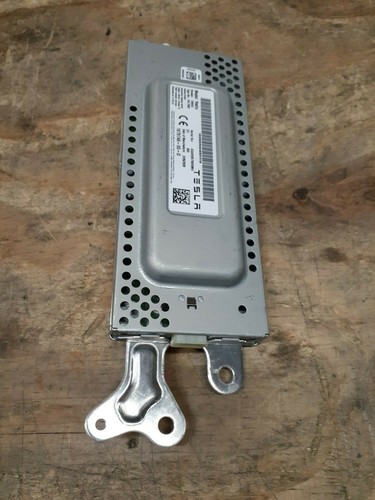 2017-2020 TESLA MODEL 3 RADIO FM/HD CONTROL MODULE UNIT HARMAN 1079749-00-D#1787 - Picture 2 of 7