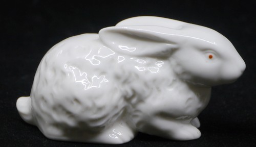 2 VINTAGE WONY JAPAN PORCELAIN WHITE RABBIT, BUNNY FIGURINES, EASTER DECOR - Picture 2 of 6