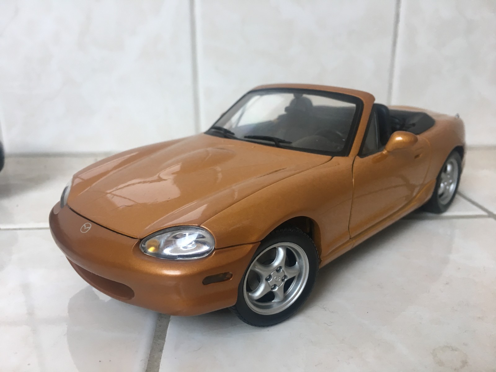 1 18 Gate Mazda MX5 Miata NB 2nd generation Evolution naranja 1998 01074 1 18 Gate Mazda MX5 Miata NB 2nd generation Evolution naranja 1998 01074