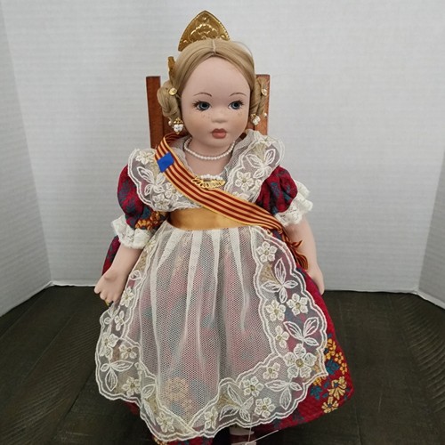Valenciana Traditional Spanish Porcelain and Fabric Doll Fañas Artesanos - Picture 1 of 18