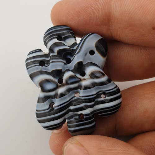 Amazing Natural Eye Carving Tibetan Vintage Agate Pendant Necklace - Video 1 of 1