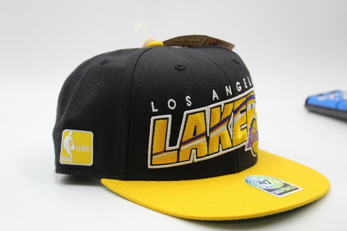 Authentische L.A. Lakers 47 Marke Druckknopflasche verstellbare Passform schwarz/gelb brandneu - Bild 3 von 4