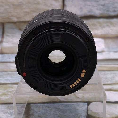 Cosina Lens 28-80mm f/3.5-5.6 MC Macro Canon Mount Made In Japan - Picture 4 of 6