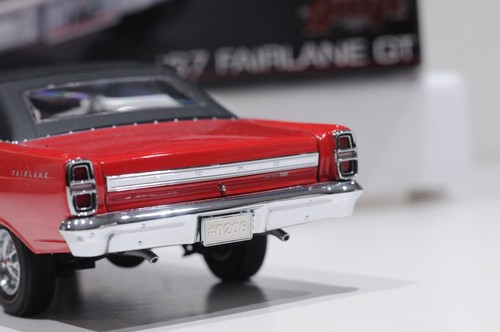 Ford Fairlane GT 1967 GMP escala roja 1:18 diecast limited 206/1000 nuevo - Imagen 7 de 15