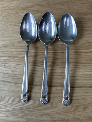 IS Eternally Yours Juego 3 cucharas para servir 1847 Rogers Plateado Cubiertos Lote P - Imagen 1 de 7