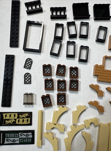 LEGO LOT Castle Parts Doors Gates Fence Windows Walls Columns Tan Brick Parts - Picture 2 of 6