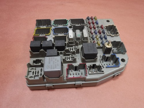 Jeep Grand Cherokee ZJ 96-98 OEM Fuse Relay Power Distribution Center 56018509K - Picture 2 of 4