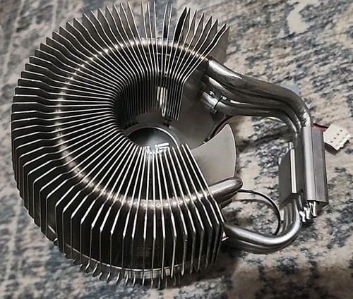 ASUS Silent Knight AL 92mm Sleeve CPU Cooler - Picture 7 of 10