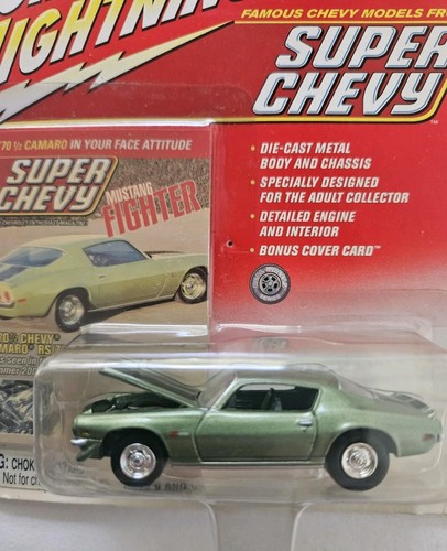 Johnny Lightning Super Chevy 2002 - Chevy Camaro RS/Z28 1970 1/2 - Imagen 3 de 10