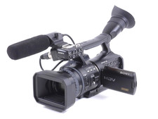 Sony HVR-V1U Video Camcorder DVCAM mini-DV HD 3 CMOS 20x Carl Zeiss Lens