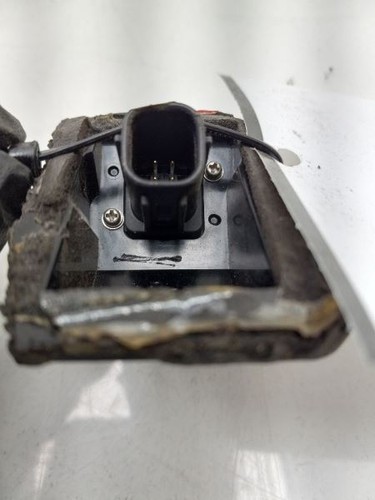 10-15 TOYOTA PRIUS REAR VIEW DECKLID MOUNTED CAMERA - Picture 6 of 12