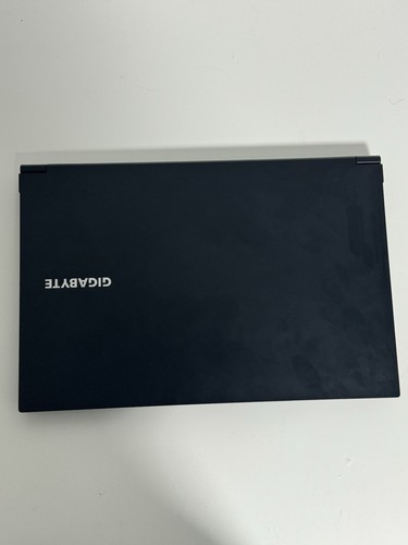 Gigabyte G5 MF 15.6" i5-12500H 512gb + 512gb ssd 16GB 144Hz RTX4050 Laptop - 第 2/9 張圖片