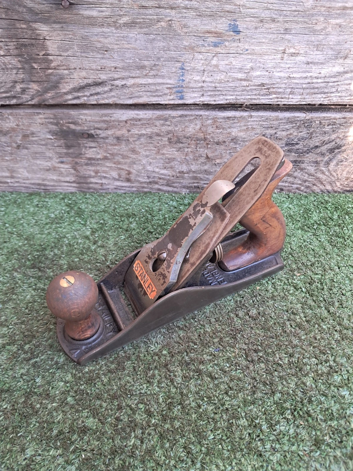 Vintage Stanley BAILEY No. 4 Hand Plane Made In England Old Tool (#053)